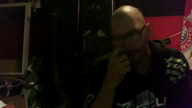 Snapshot of Die-geile-Sau chatting on 09-13-25, 07:58 Die-geile-Sau online show from 09-13-25, 07:58