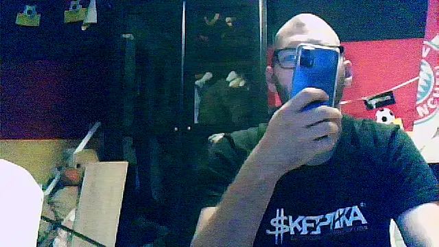 Die-geile-Sau online show from 10-25-25, 08:20