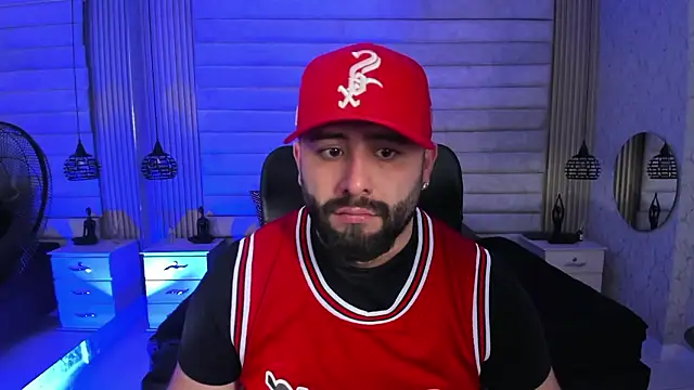 Snapshot of jhon_bear03 chatting on 03-17-26, 11:24 jhon bear03 online show from 03-17-26, 11:24