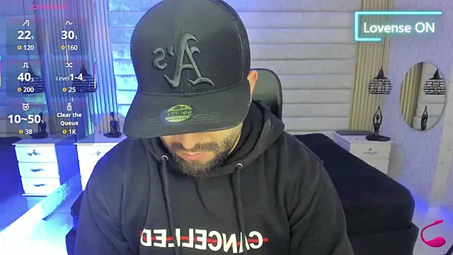 Snapshot of jhon_bear03 chatting on 02-14-26, 11:21 jhon bear03 online show from 02-14-26, 11:21