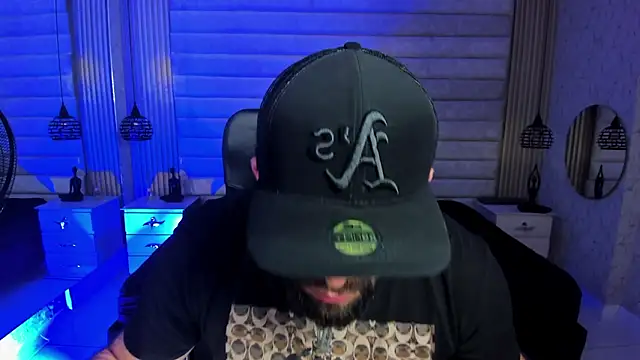 Snapshot of jhon_bear03 chatting on 02-10-26, 11:20 jhon bear03 online show from 02-10-26, 11:20