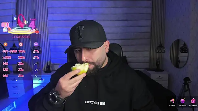 Snapshot of jhon_bear03 chatting on 03-31-26, 11:23 jhon bear03 online show from 03-31-26, 11:23