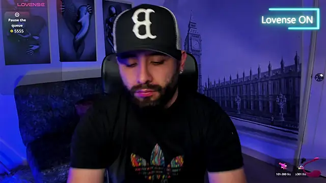 Snapshot of jhon_bear03 chatting on 12-03-25, 11:20 jhon bear03 online show from 12-03-25, 11:20