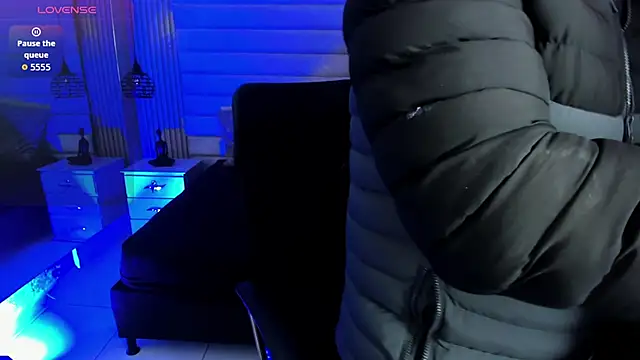 Snapshot of jhon_bear03 chatting on 01-07-26, 11:15 jhon bear03 online show from 01-07-26, 11:15