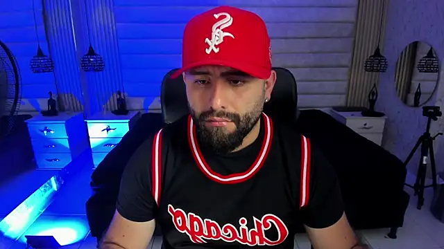 Snapshot of jhon_bear03 chatting on 02-11-26, 11:32 jhon bear03 online show from 02-11-26, 11:32