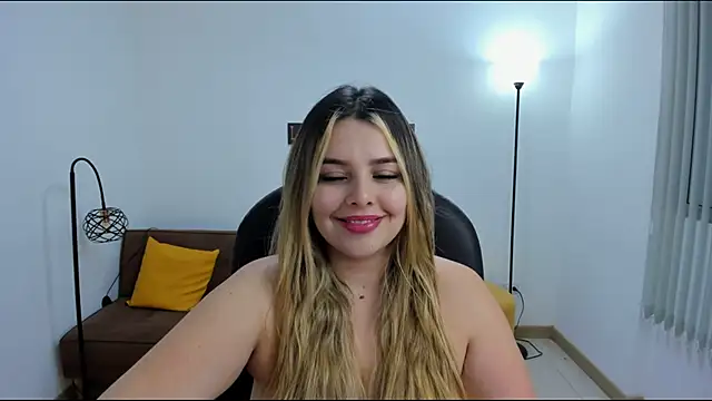 camiilaa1 online show from 02-13-25, 08:06