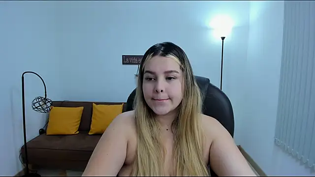 camiilaa1 online show from 02-07-25, 07:40