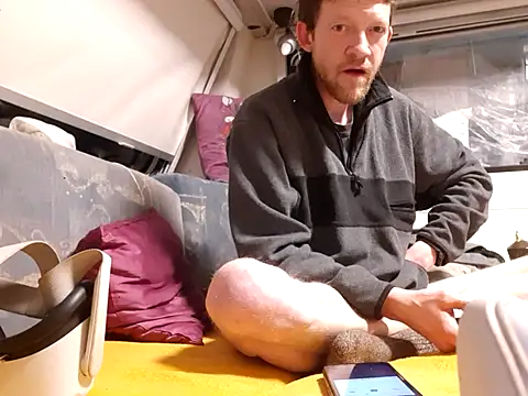 Ebinator666 online show from 12-31-24, 03:55