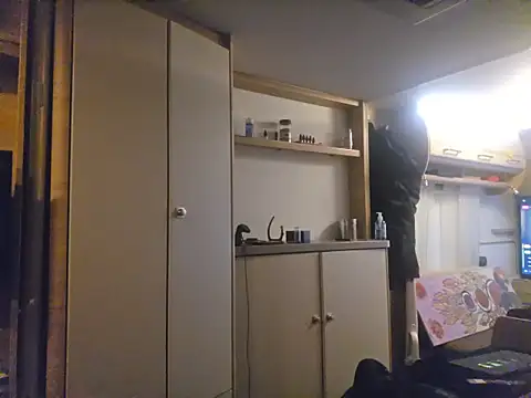 Ebinator666 online show from 04-19-26, 09:39