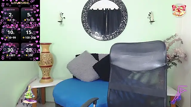 Sofia Franco  online show from 01-12-26, 07:20