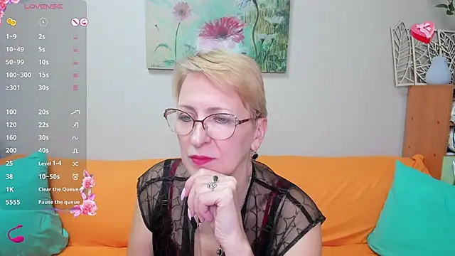 Snapshot of iamyourdream89 chatting on 03-22-25, 02:14 iamyourdream89 online show from 03-22-25, 02:14
