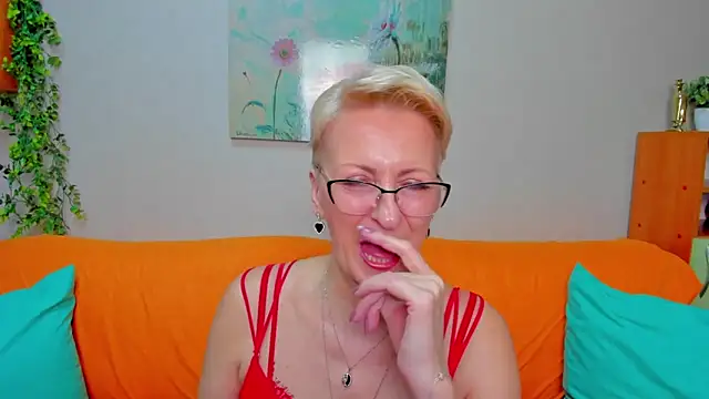 iamyourdream89 online show from 03-18-26, 10:18