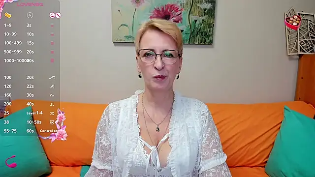 Snapshot of iamyourdream89 chatting on 03-02-25, 04:58 iamyourdream89 online show from 03-02-25, 04:58