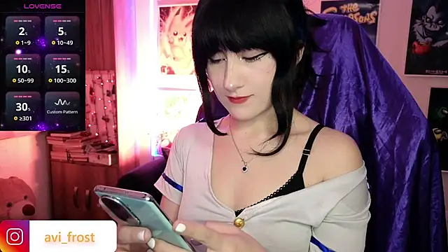 Snapshot of avi_frost chatting on 03-04-25, 03:55 avi frost online show from 03-04-25, 03:55