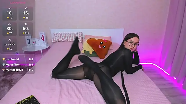 Monica Blair online show from 03-18-25, 02:17