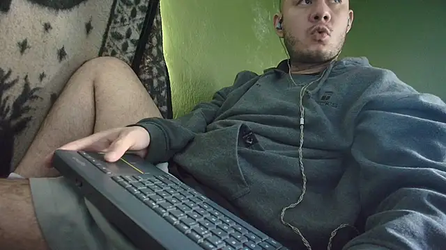 sweet cock28 online show from 10-05-25, 02:41