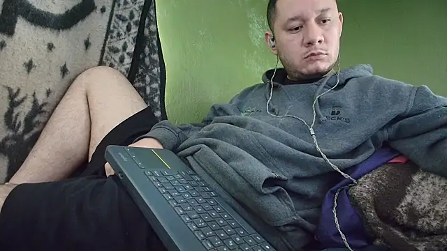 sweet cock28 online show from 10-14-25, 03:45