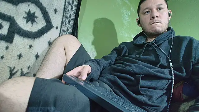 sweet cock28 online show from 01-11-26, 04:14