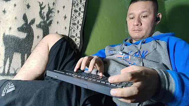 sweet cock28 online show from 02-10-26, 03:38