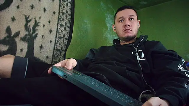 sweet cock28 online show from 03-17-25, 03:40