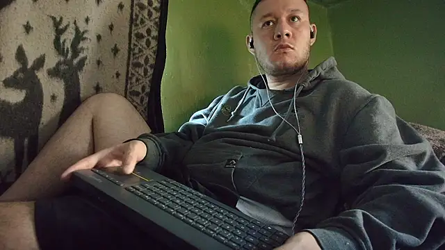 sweet cock28 online show from 03-08-26, 02:09