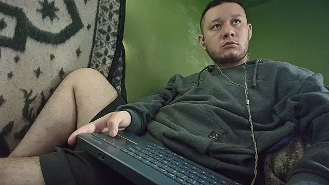 sweet cock28 online show from 11-14-25, 03:26