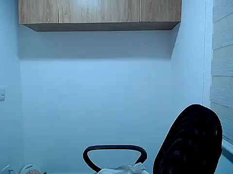 Danna Ross  online show from 11-11-25, 06:52