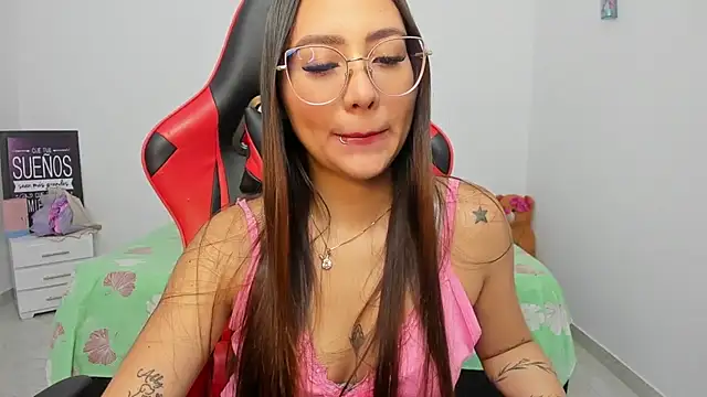 Snapshot of Sweet_Coral_ chatting on 02-07-26, 06:10 Sweet Coral online show from 02-07-26, 06:10