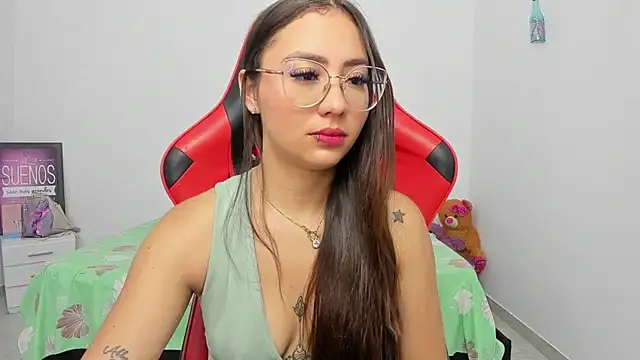 Snapshot of Sweet_Coral_ chatting on 02-11-26, 12:49 Sweet Coral online show from 02-11-26, 12:49