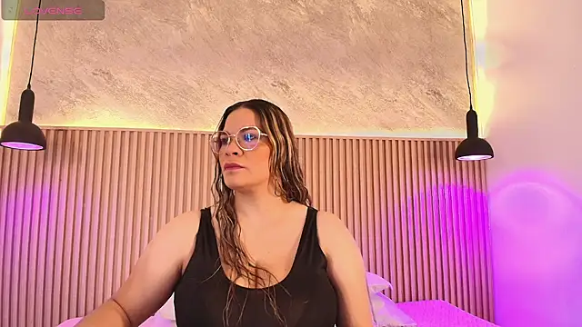 big tits in your face online show from 11-28-25, 08:09