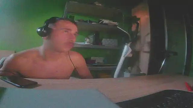 capoloveu online show from 03-03-25, 03:22