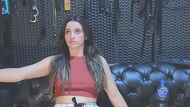 Snapshot of kimberly_swan chatting on 01-23-25, 09:39 kimberly swan online show from 01-23-25, 09:39