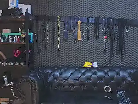 Snapshot of kimberly_swan chatting on 01-13-25, 10:03 kimberly swan online show from 01-13-25, 10:03