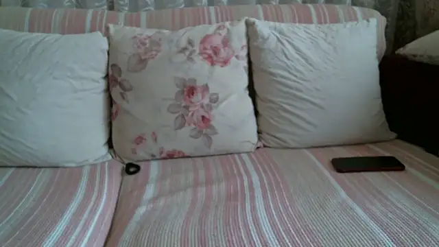 Snapshot of mysteriouscouple001 chatting on 02-08-25, 10:39 mysteriouscouple001 online show from 02-08-25, 10:39