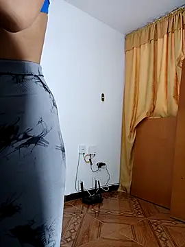 Snapshot of Amber_Etan chatting on 03-16-26, 01:59 Amber Etan online show from 03-16-26, 01:59