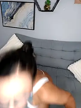 Snapshot of Amber_Etan chatting on 02-20-26, 02:30 Amber Etan online show from 02-20-26, 02:30