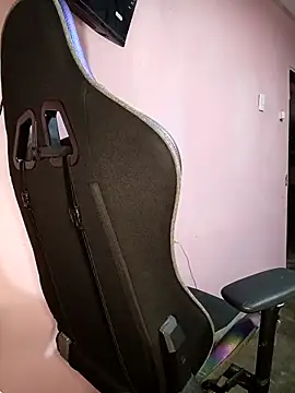 kanyat  online show from 11-21-25, 05:12