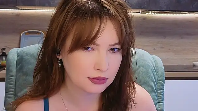 Snapshot of Katniss_K chatting on 06-07-26, 04:50 Katniss K online show from 06-07-26, 04:50