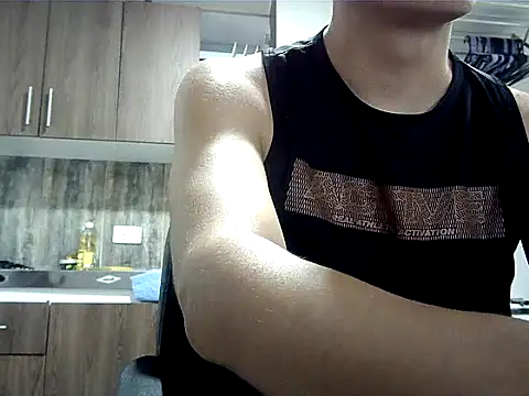 Snapshot of axeldaviid chatting on 03-05-25, 02:25 axeldaviid online show from 03-05-25, 02:25