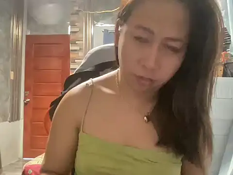 Snapshot of UrLove_Marga chatting on 06-08-26, 10:10 UrLove Marga online show from 06-08-26, 10:10