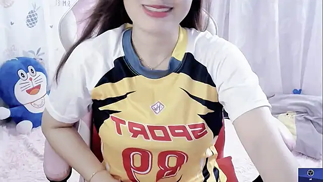 Snapshot of -R-Mai- chatting on 12-02-24, 05:32 -R-Mai- online show from 12-02-24, 05:32