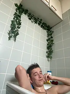 Toyjungee online show from 11-10-25, 02:33