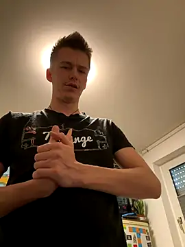 Toyjungee online show from 10-08-25, 12:07