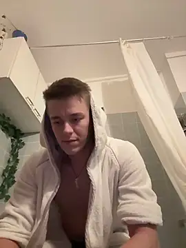 Toyjungee online show from 10-09-25, 01:28