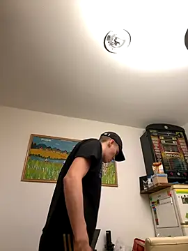 Toyjungee online show from 09-23-25, 03:41