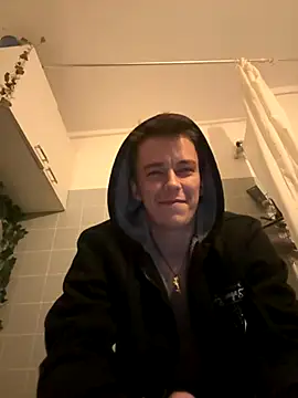 Toyjungee online show from 10-23-25, 12:31