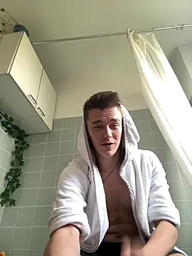 Toyjungee online show from 10-09-25, 01:33