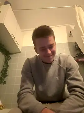 Toyjungee online show from 09-29-25, 12:06