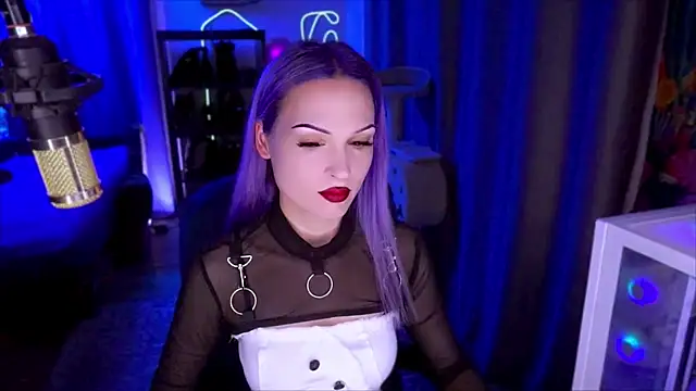 Snapshot of ml_milana chatting on 10-31-25, 05:53 ml milana online show from 10-31-25, 05:53