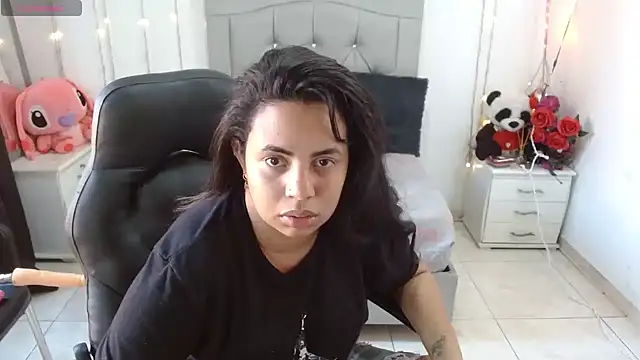 Partnerthot2023 online show from 09-10-25, 01:21
